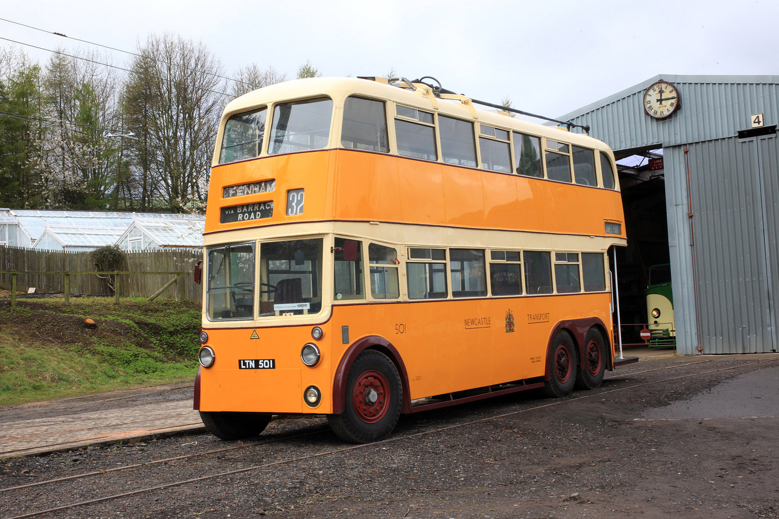 Newcastle-Trolleybus-501.jpg
